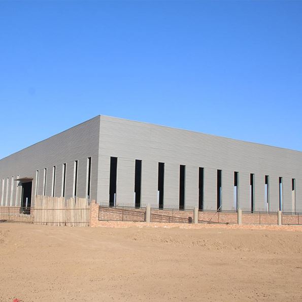 Almacén de estructura de acero con rodillo